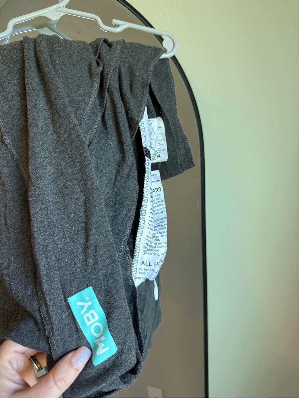 Moby Wrap - Picture 2 of 3
